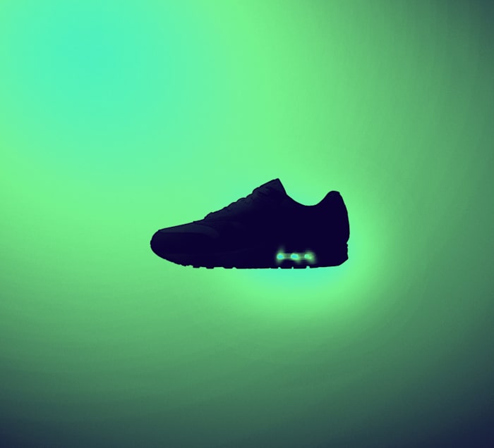 FY22_FlyingFormations_AirMaxOne_TeaseAsset